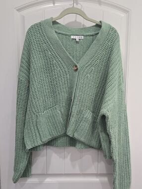 HYFVE Mint Green Chunky V-Neck Knit Cardigan